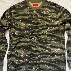 Supreme Small Box Logo Long Sleeve Tee - Camo - Medium